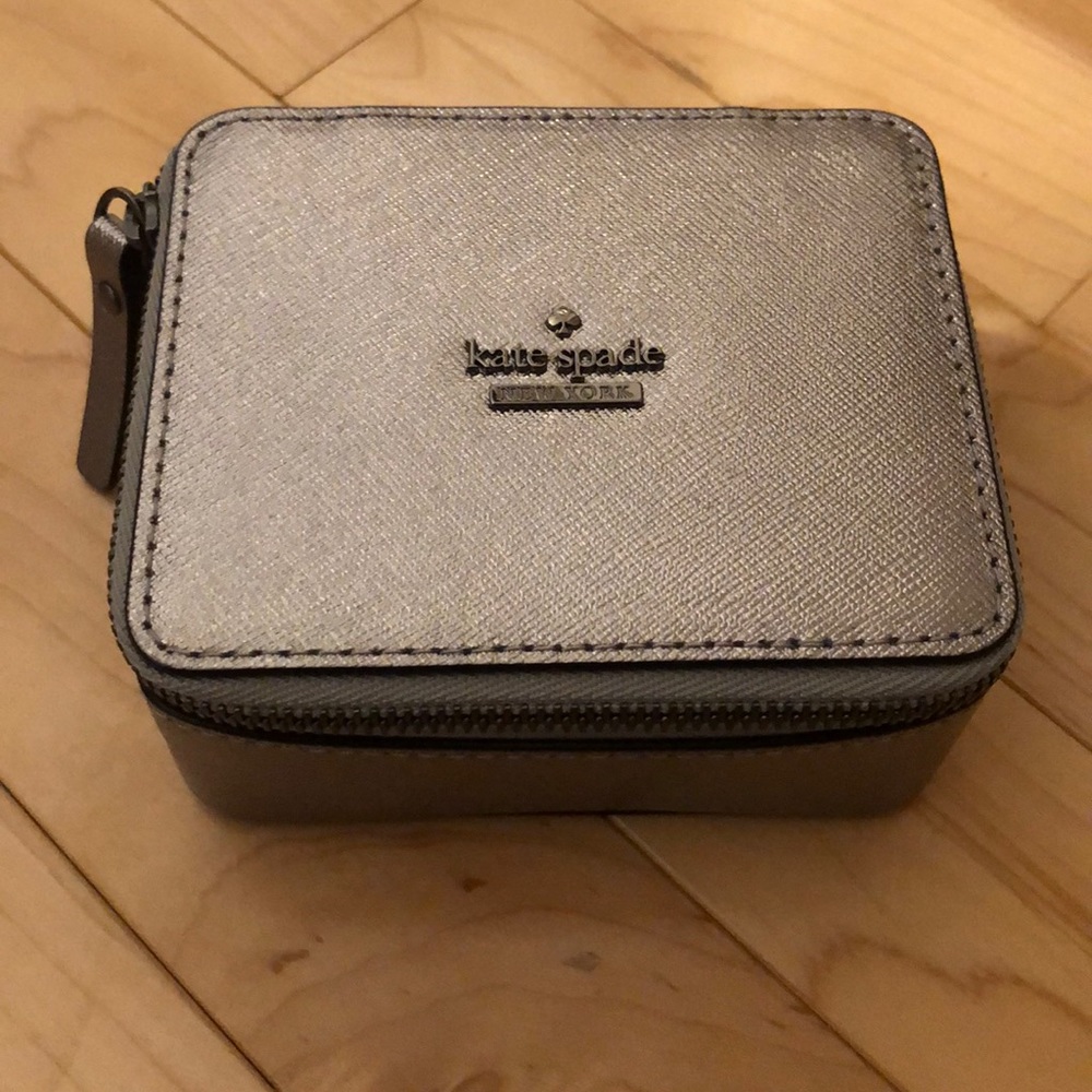 Kate Spade Jewlery Holder